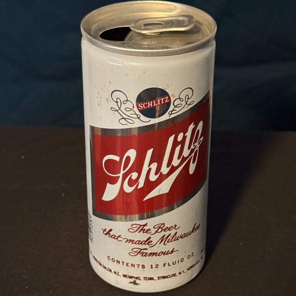 Schlitz Vintage beer can 12oz
